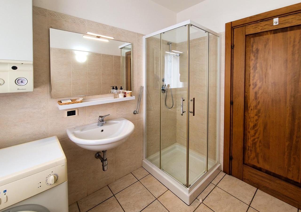 Leberides Apartment La Maddalena  Exterior photo