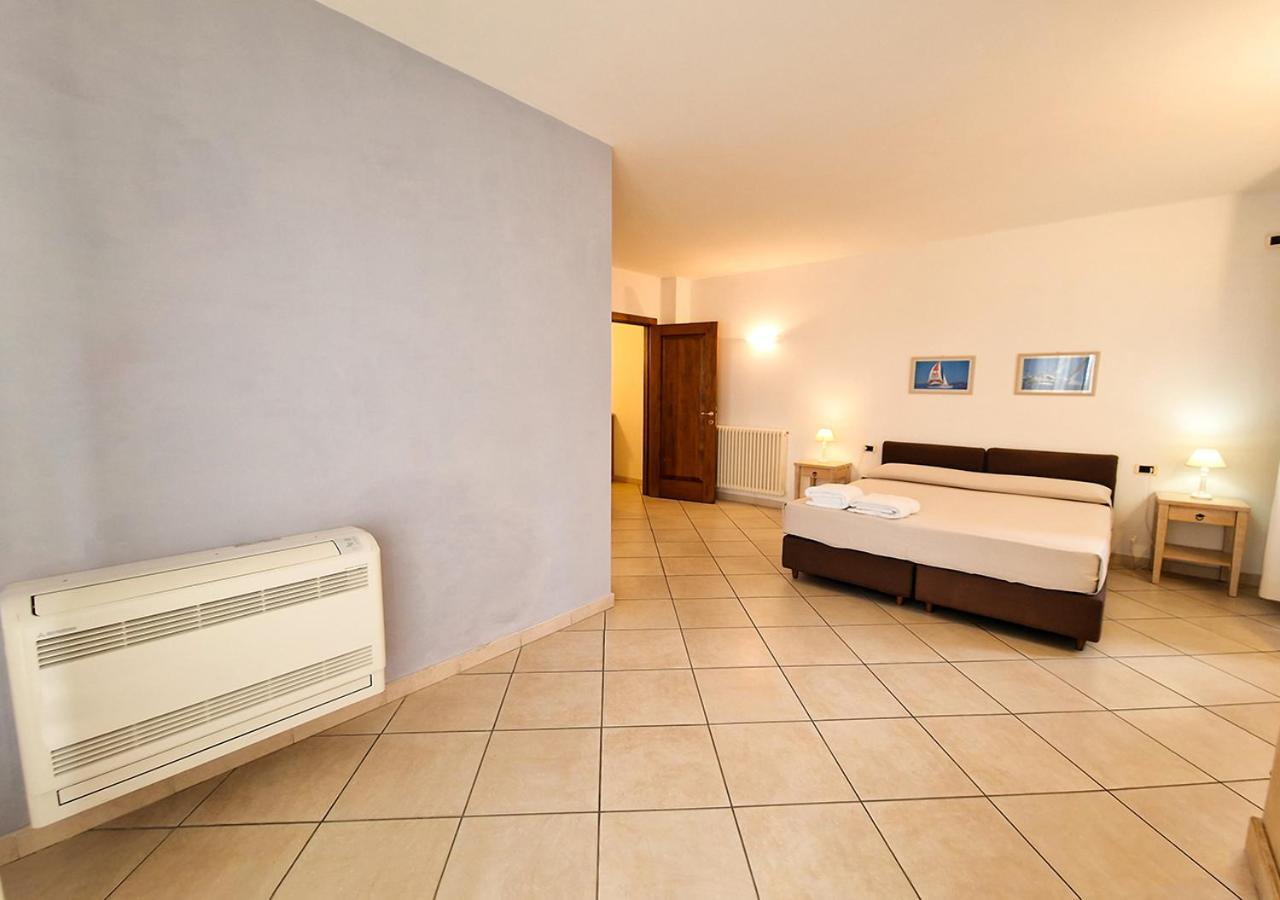 Leberides Apartment La Maddalena  Exterior photo