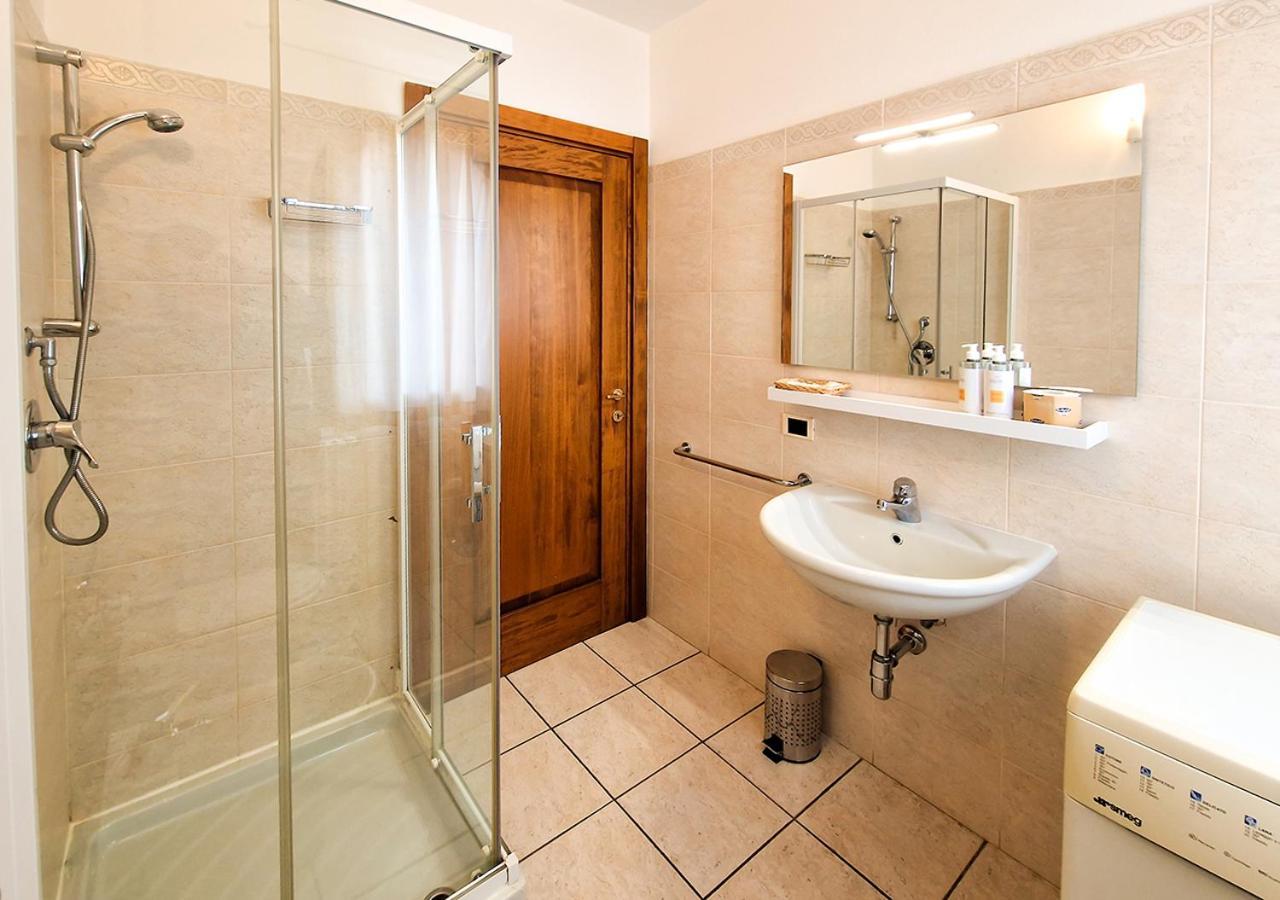 Leberides Apartment La Maddalena  Exterior photo